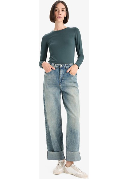 Slim Fit Dar Kesim Bisiklet Yaka Basic Düz Uzun Kollu Tişört D3756AX25AU