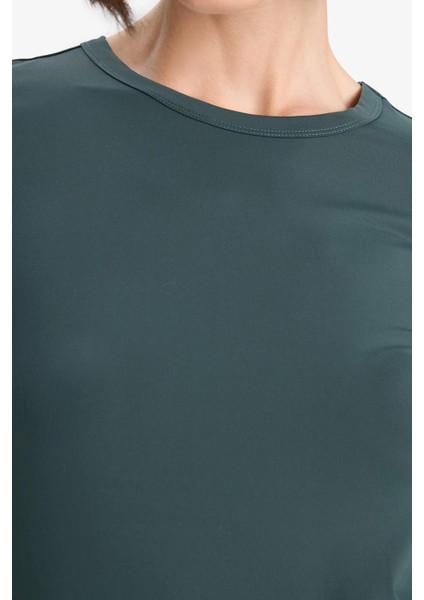 Slim Fit Dar Kesim Bisiklet Yaka Basic Düz Uzun Kollu Tişört D3756AX25AU