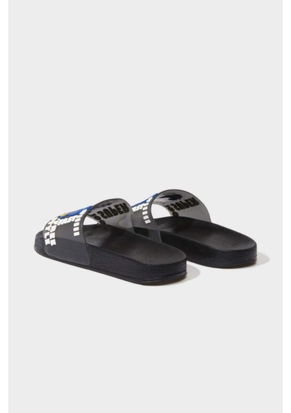 Erkek Çocuk Desenli Yüksek Taban Terlik F0035A825SM