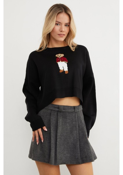 Ayıcık Nakışlı Oversize Crop Kazak