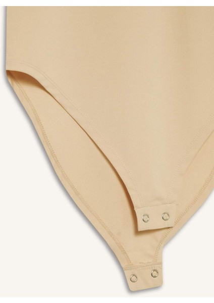 Slim Fit Dar Kesim Halter Yaka Çıtçıtlı Body F0075AX25SP