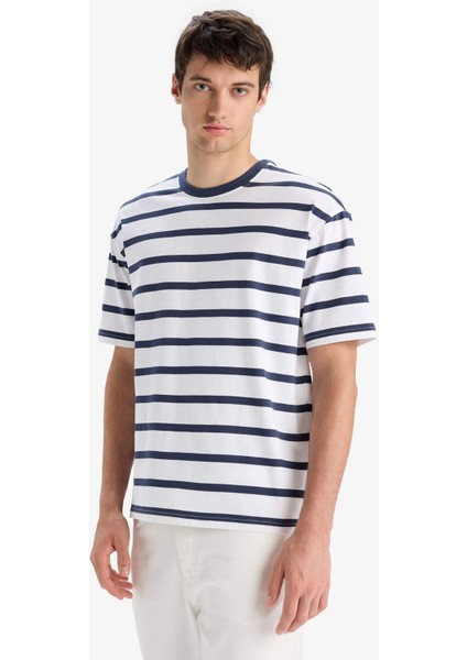 %100 Pamuk Boxy Fit Rahat Kesim Bisiklet Yaka Çizgili Kısa Kollu Tişört E1160AX25AU