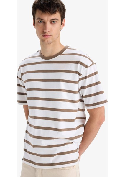 %100 Pamuk Boxy Fit Rahat Kesim Bisiklet Yaka Çizgili Kısa Kollu Tişört E1160AX25AU