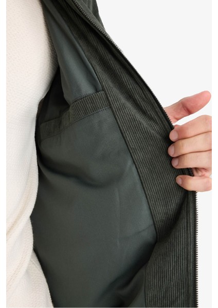 Oversize Geniş Kalıp Gömlek Yaka Beli Lastikli Fermuarlı İç Cepli Kadife Mont E9186AX25AU