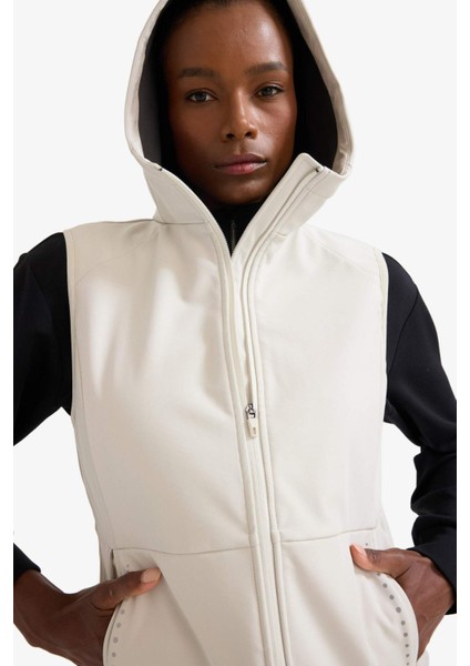 Fit Su Geçirmez Slim Fit Dar Kesim Kapüşonlu Fermuarlı Sporcu Softshell Yelek D6083AX25AU