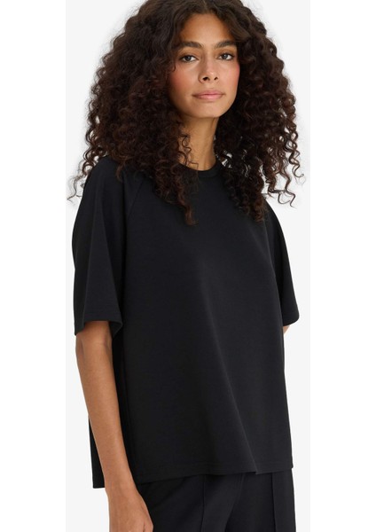 Relax Fit Bisiklet Yaka Yumuşak Dokulu Modal Kısa Kollu Tişört F1031AX25AU