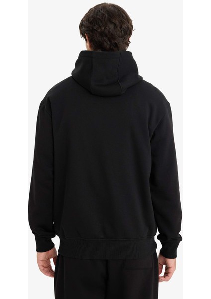 Regular Fit Kapüşonlu İçi Yumuşak Tüylü Kanguru Cepli Basic Düz Sweatshirt X8283AZ25AU