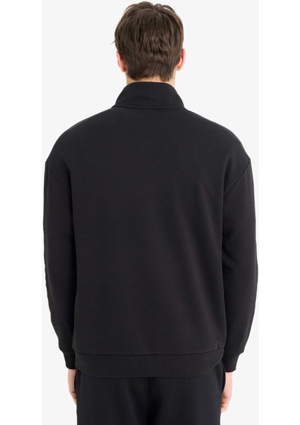 Boxy Fit Dik Yaka Fermuarlı Baskılı Sweatshirt E9414AX25AU