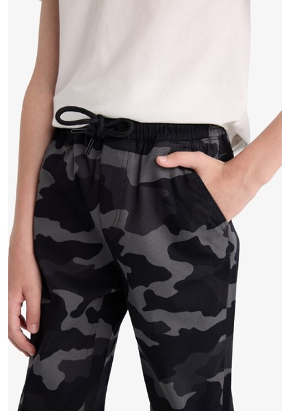 Erkek Çocuk Jogger Fit Kamuflaj Desenli Gabardin Pantolon F1175A825AU