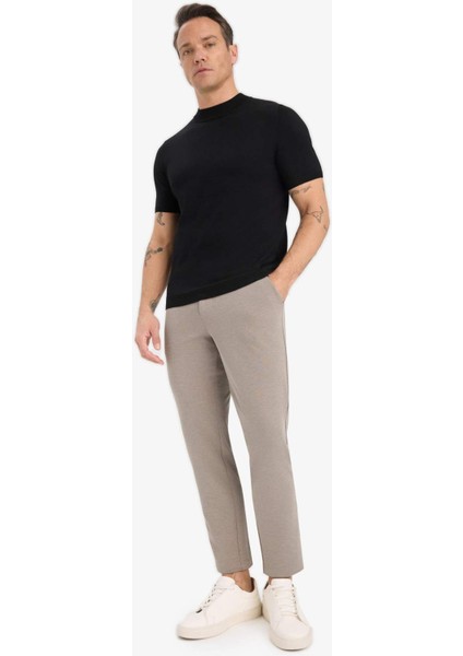 Jogger Fit Cepli Esnek Kumaş Düz Paça Pantolon T6317AZ25AU