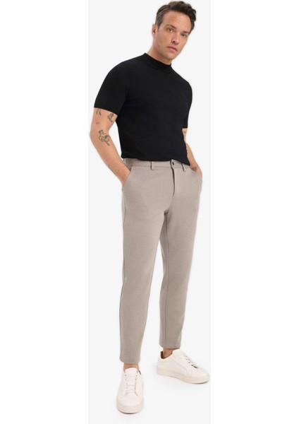Jogger Fit Cepli Esnek Kumaş Düz Paça Pantolon T6317AZ25AU
