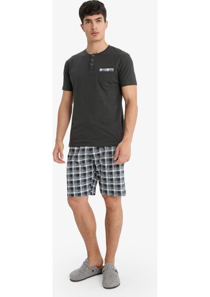 Pijama Takımı Regular Fit Kısa Kollu Üst Kareli Şort E7146AX25SM