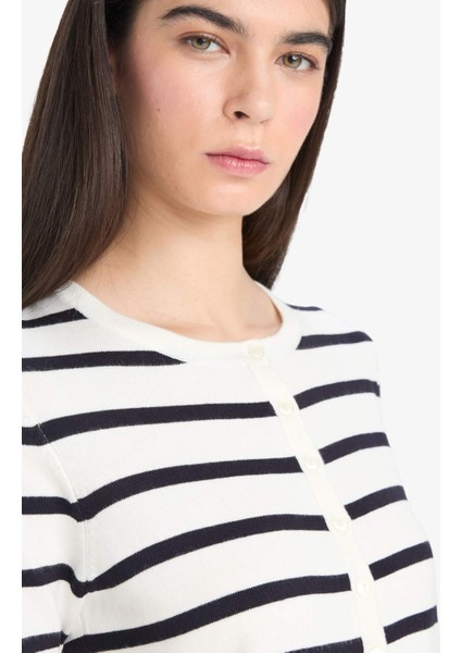 Regular Fit Bisiklet Yaka Çizgili Kısa Kollu Triko Hırka D6268AX25AU