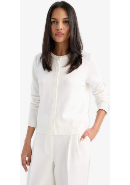 Regular Fit Bisiklet Yaka Basic Düz Düğmeli Triko Hırka D6282AX25AU