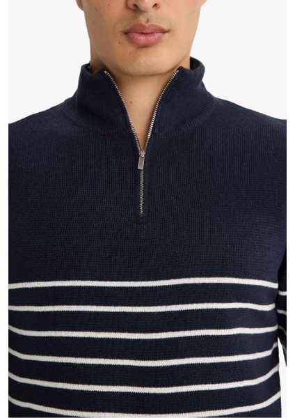 Standart Fit Yarım Fermuarlı Çizgili Triko Kazak F1522AX25AU