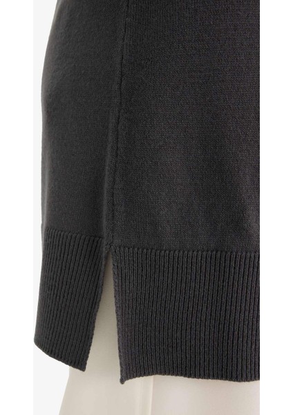 Regular Fit Bisiklet Yaka Yırtmaçlı Basic Düz Triko Kazak Tunik