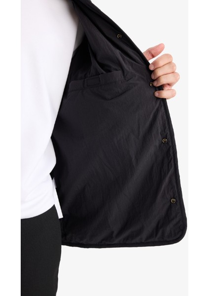 Regular Fit Gömlek Yaka Çıtçıtlı Kapitoneli İç Cepli Mont F0956AX25AU