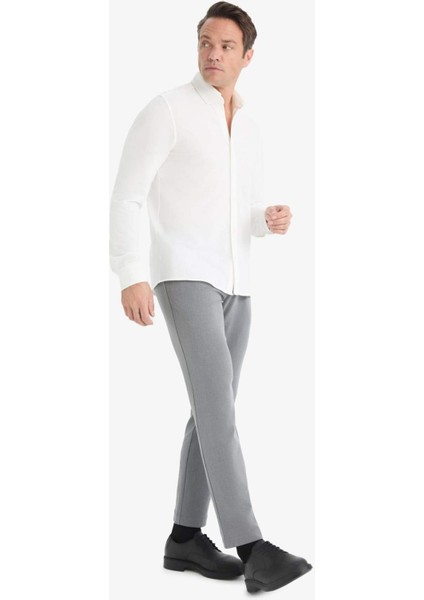 Tailored Fit Düz Paça Her Yöne Esneyen Yumuşak Tuşe Cepli Pantolon C7508AX25AU