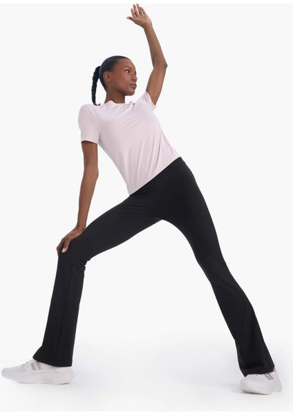 Fit Flare Fit Beli Saran İç Göstermeyen Toparlayıcı Yüksek Bel İspanyol Paça Standart Boy Sporcu Eşofman Altı C9192AX25AU