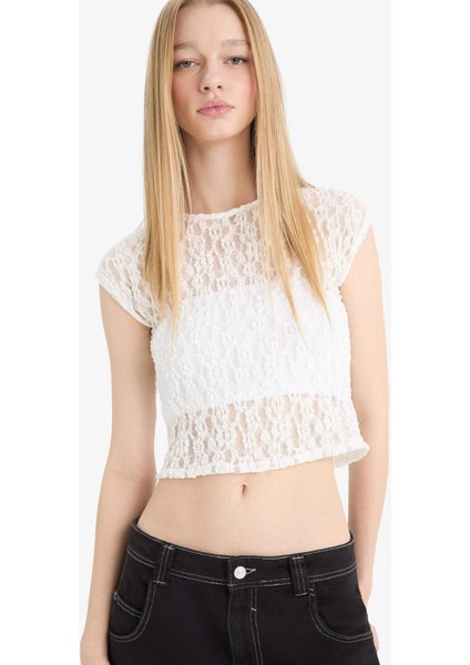 Coool Fitted Crop Dantel Kısa Kollu Beyaz Bluz F1778AX25SM