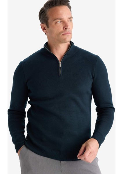 Standart Fit Normal Kesim Dik Yaka Yarım Fermuarlı Basic Düz Triko Kazak A5184AX25AU