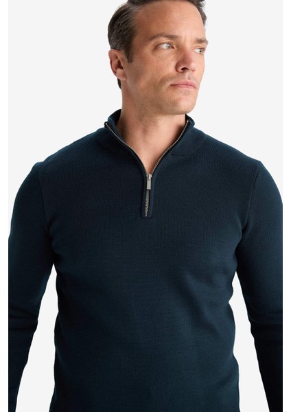 Standart Fit Normal Kesim Dik Yaka Yarım Fermuarlı Basic Düz Triko Kazak A5184AX25AU