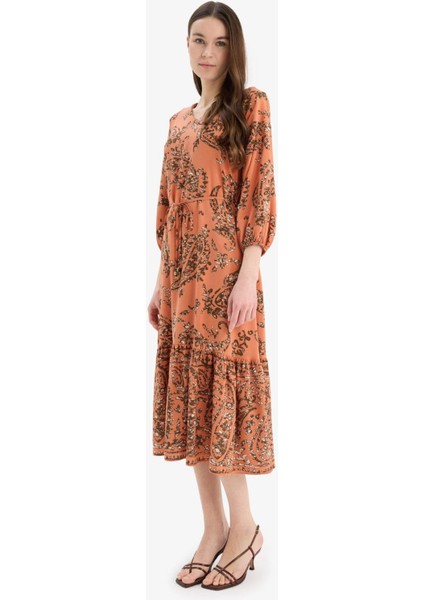 Regular Fit V Yaka Çiçek Desenli Yarım Kollu Midi Elbise F0985AX25SM