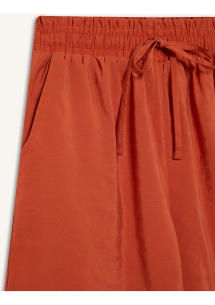 Yüksek Beli Lastikli Düz Paça Şort F0487AX25SM