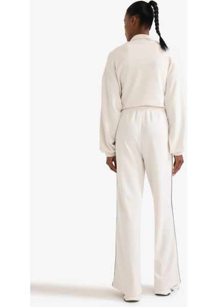 Fit Wide Leg Geniş Paça Cepli Standart Boy Modal Soft Touch Pantolon D1458AX25AU