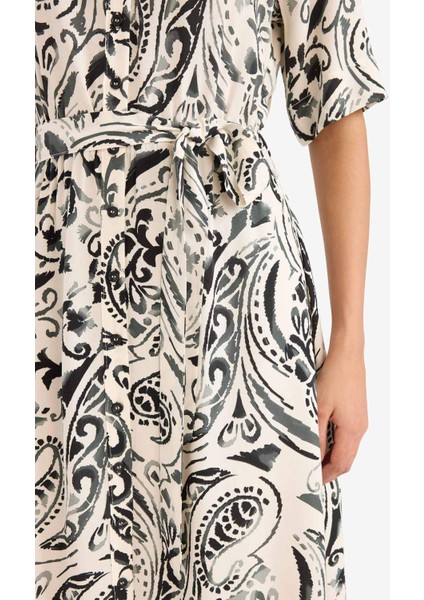 Gömlek Yaka Çiçek Desenli Kuşaklı Kısa Kollu Midi Yazlık Elbise F1827AX25SM