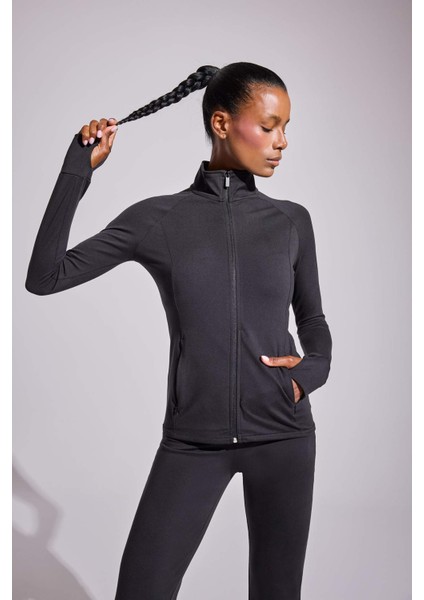Fit Fitted Vücuda Oturan Ultra Soft Dik Yaka Çift Cepli Parmak Detaylı Fermuarlı Spor Hırka