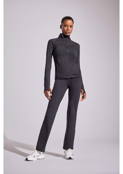 Fit Fitted Vücuda Oturan Ultra Soft Dik Yaka Çift Cepli Parmak Detaylı Fermuarlı Spor Hırka