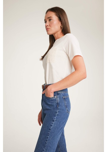 Regular Fit Bisiklet Yaka Basic Düz Penye Kısa Kollu Tişört