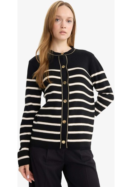 Regular Fit Bisiklet Yaka Düğmeli Çizgili Triko Hırka D5894AX25AU