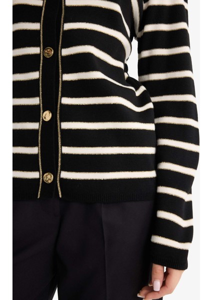 Regular Fit Bisiklet Yaka Düğmeli Çizgili Triko Hırka D5894AX25AU