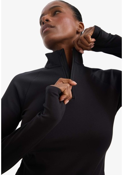 Fit Standart Fit Dik Yaka Fermuarlı İçi Yumuşak Tüylü Sporcu Uzun Kollu Tişört B0811AX25AU