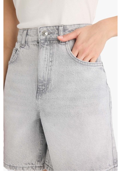 Yüksek Bel Cepli Jean Bermuda Şort E4701AX25SM
