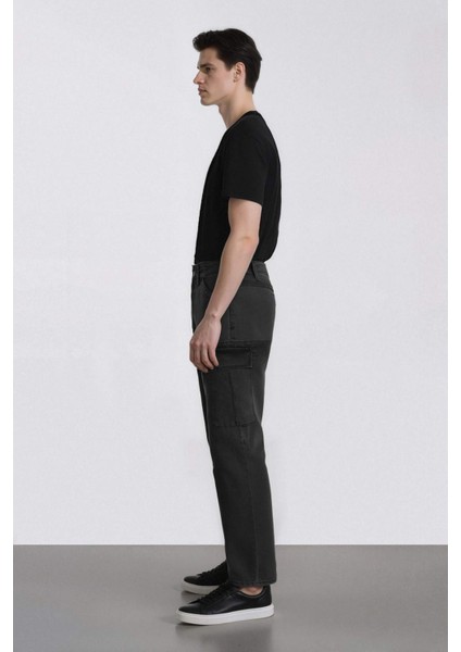 %100 Pamuk Relax Fit Rahat Kesim Düz Paça Kargo Cepli Jean Pantolon F2372AX25SP