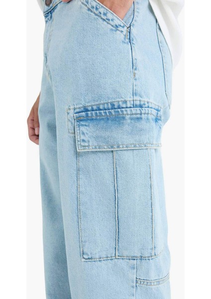 %100 Pamuk Relax Fit Rahat Kesim Düz Paça Kargo Cepli Jean Yıkamalı Pantolon F2381AX25SP