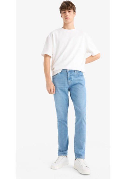 Pedro Slim Fit Dar Kalıp Normal Bel Dar Paça Jean Pantolon F2927AX25AU