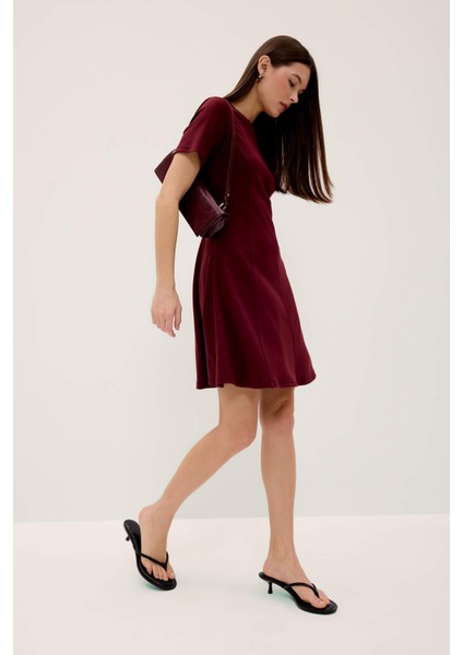 Bisiklet Yaka Basic Düz Kısa Kollu Mini Yazlık Elbise