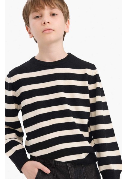 Erkek Çocuk Bisiklet Yaka Çizgili Triko Kazak F0960A825WN