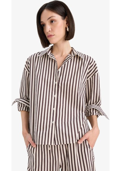 Afra x DeFacto Loose Fit Çizgili Poplin Uzun Kollu Gömlek F0403AX25SM
