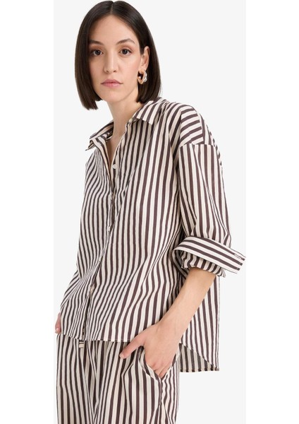 Afra x DeFacto Loose Fit Çizgili Poplin Uzun Kollu Gömlek F0403AX25SM