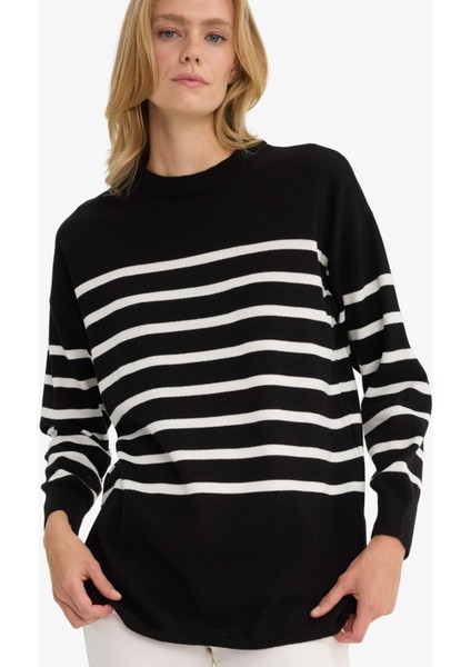 Relax Fit Çizgili Bisiklet Yaka Triko Kazak Tunik S7517AZ25WN