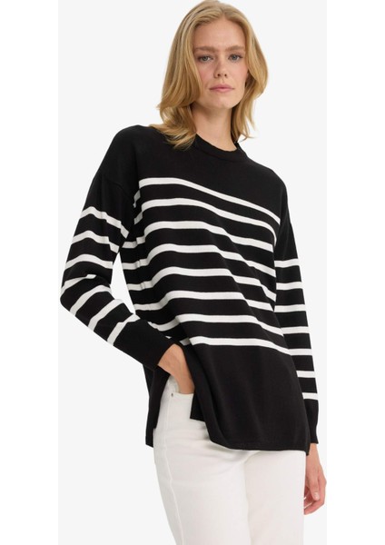 Relax Fit Çizgili Bisiklet Yaka Triko Kazak Tunik S7517AZ25WN