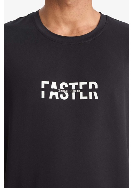 Hızlı Kuruyan Slim Fit Dar Kesim Bisiklet Yaka Baskılı Sporcu Kısa Kollu Tişört F2762AX25SP