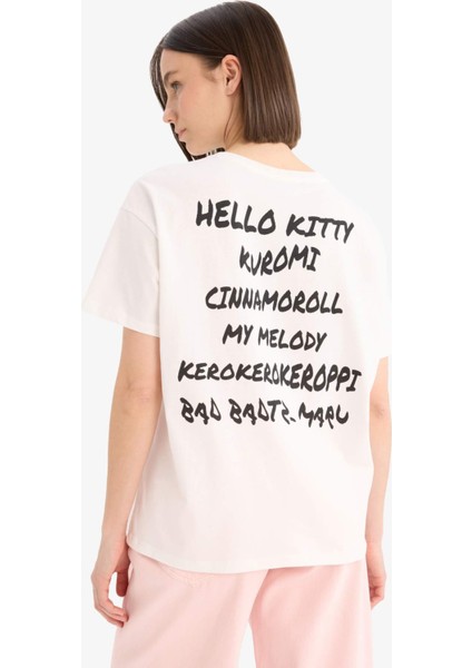 Hello Kitty Oversize Geniş Kalıp Sırt Baskılı Kısa Kollu Tişört E6157AX25SM