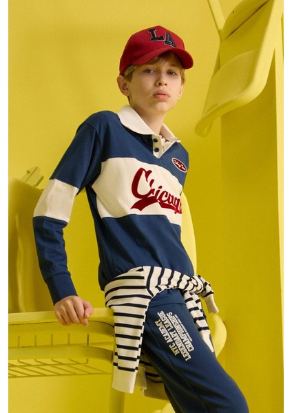 Erkek Çocuk Oversize Geniş Kalıp Polo Yaka Nakışlı Uzun Kollu Okul Tişörtü F2711A825AU