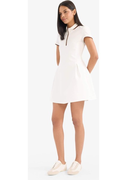 Polo Yaka Kısa Kollu Mini Yazlık Elbise